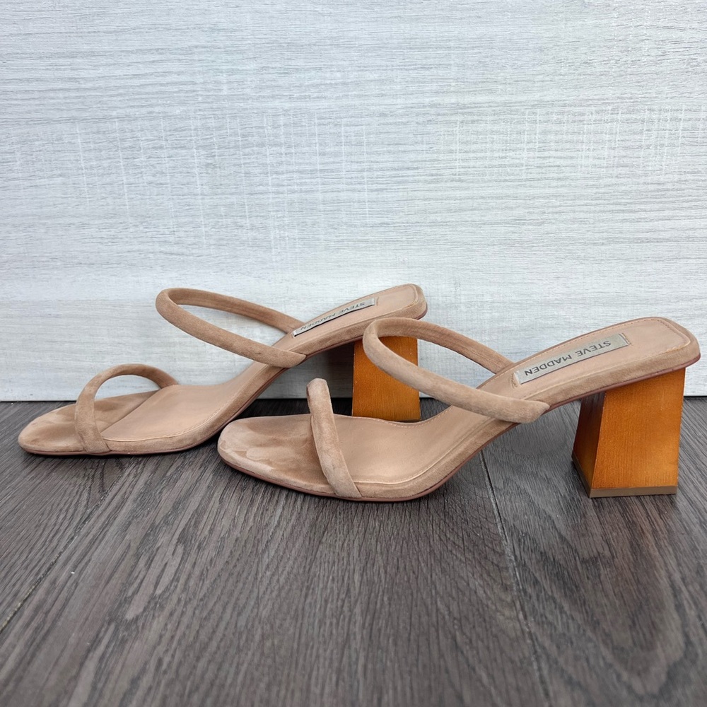 Steve Madden: Tan Suede Block Heel